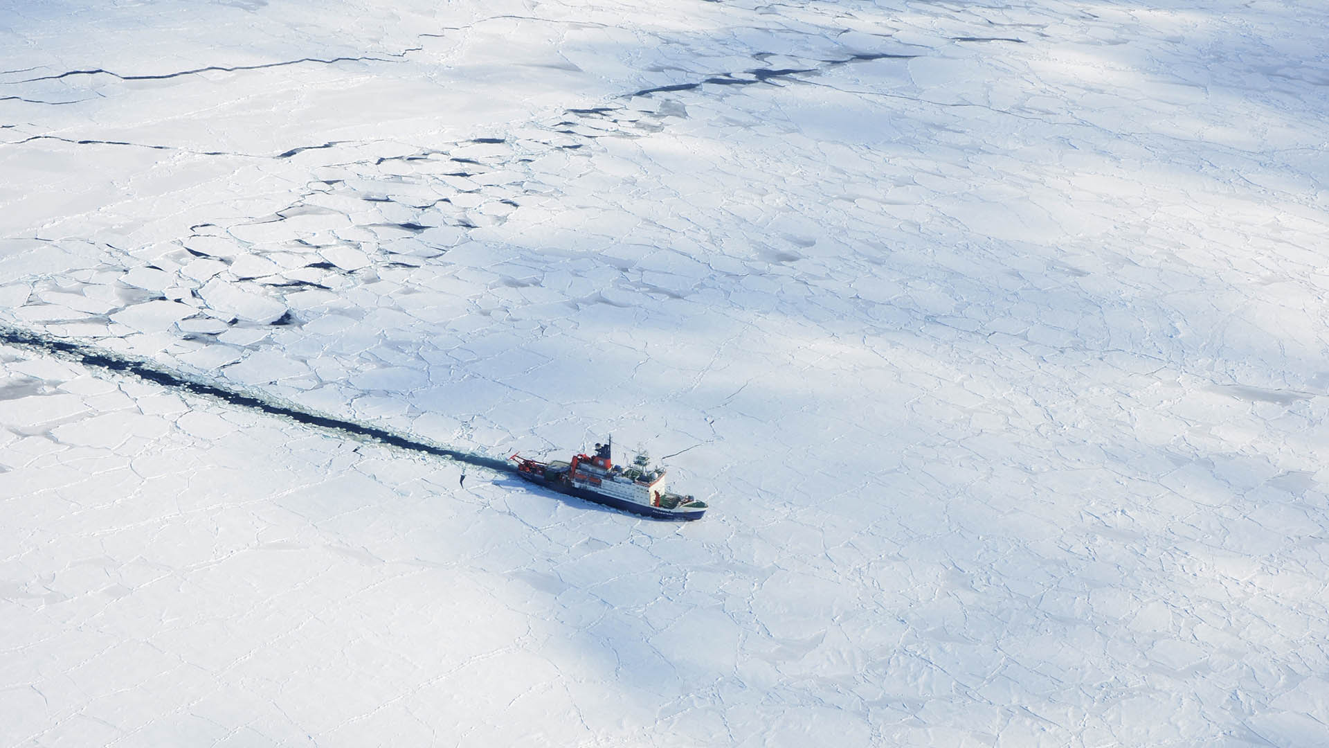 Automated sea ice maps for cargo ships safety